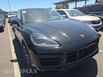 2022 Porsche Cayenne Turbo – miniatura 3