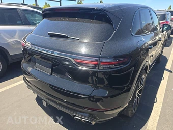 2022 Porsche Cayenne Turbo – miniatura 4