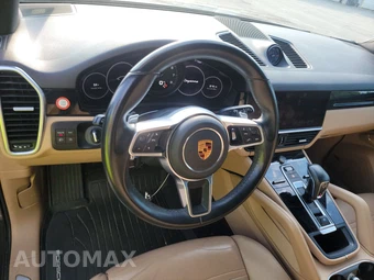 2022 Porsche Cayenne – miniatura 10