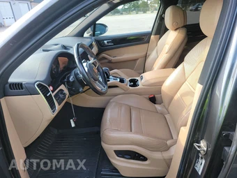 2022 Porsche Cayenne – miniatura 7