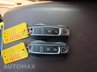 2022 Porsche Cayenne – miniatura 5