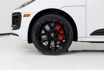 2022 Porsche Macan GTS - miniatura 10