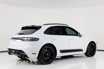 2022 Porsche Macan GTS - miniatura 3
