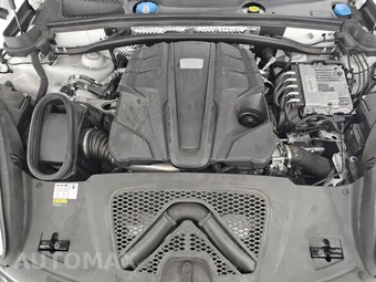 2022 Porsche Macan GTS – miniatura 15