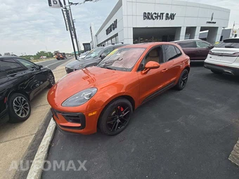 2022 Porsche Macan S
