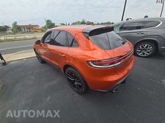 2022 Porsche Macan S – miniatura 2