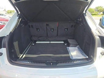 2022 Porsche Macan S – miniatura 14