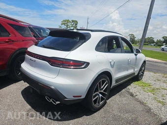 2022 Porsche Macan S – miniatura 3