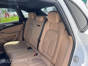 2022 Porsche Macan - miniatura 13