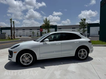 2022 Porsche Macan - miniatura 3