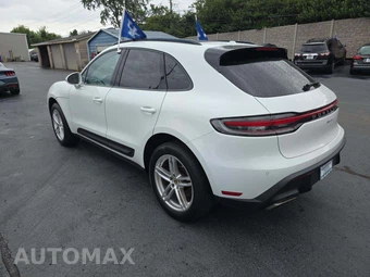 2022 Porsche Macan – miniatura 2