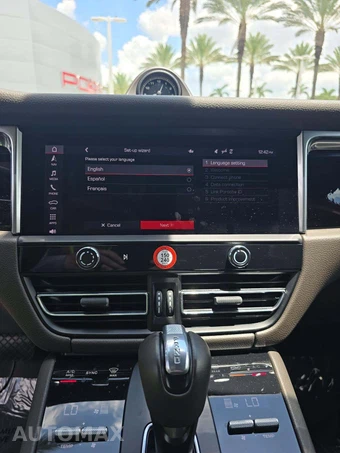2022 Porsche Macan – miniatura 10