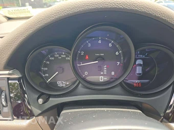2022 Porsche Macan – miniatura 9
