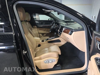 2022 Porsche Macan – miniatura 8