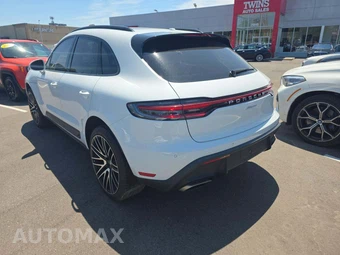 2022 Porsche Macan - miniatura 2