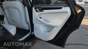 2022 Porsche Macan - miniatura 29