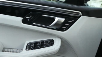 2022 Porsche Macan - miniatura 60