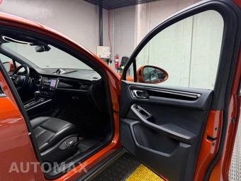 2022 Porsche Macan – miniatura 23