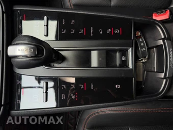 2022 Porsche Macan – miniatura 37