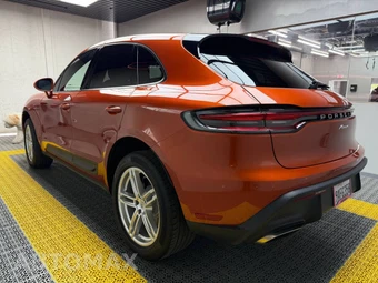 2022 Porsche Macan – miniatura 5