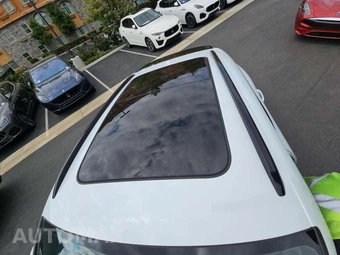 2022 Porsche Macan – miniatura 9