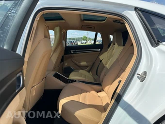2022 Porsche Panamera 4 E-Hybrid Platinum E - miniatura 15