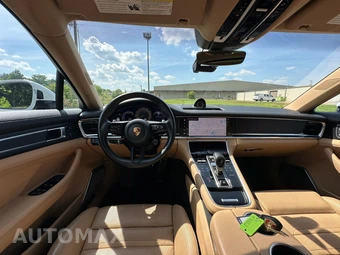 2022 Porsche Panamera 4 E-Hybrid Platinum E - miniatura 17