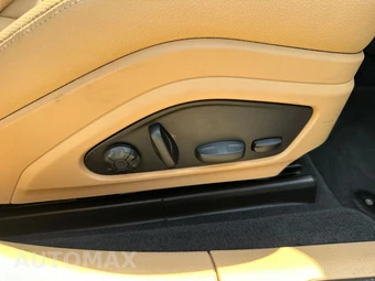 2022 Porsche Panamera 4 E-Hybrid Platinum E - miniatura 23
