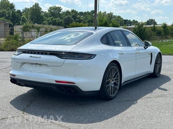 2022 Porsche Panamera 4 E-Hybrid Platinum E - miniatura 6