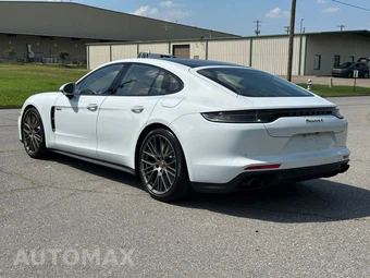 2022 Porsche Panamera 4 E-Hybrid Platinum E - miniatura 8