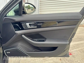 2022 Porsche Panamera 4 E-Hybrid - miniatura 46