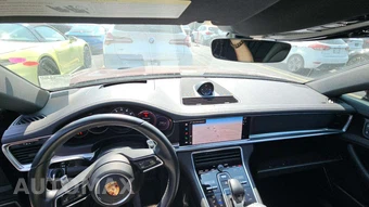 2022 Porsche Panamera 4 Platinum Edition - miniatura 22