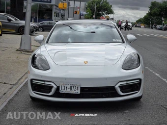 2022 Porsche Panamera GTS - miniatura 2