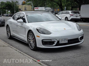 2022 Porsche Panamera GTS - miniatura 3