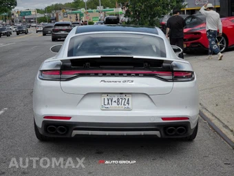 2022 Porsche Panamera GTS - miniatura 8