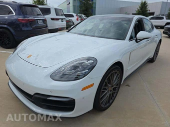 2022 Porsche Panamera Platinum Edition
