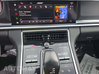 2022 Porsche Panamera Platinum Edition – miniatura 10