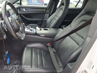 2022 Porsche Panamera Platinum Edition – miniatura 6