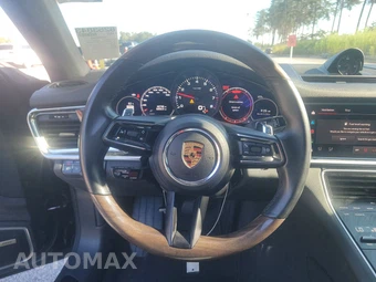 2022 Porsche Panamera Platinum Edition - miniatura 10