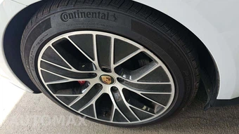 2022 Porsche Taycan 4S - miniatura 26