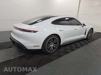 2022 Porsche Taycan 4S - miniatura 4