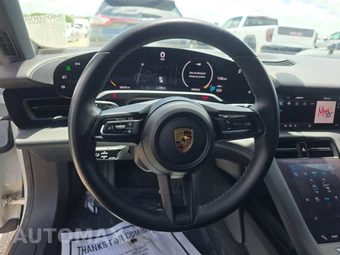 2022 Porsche Taycan Cross Turismo 4 – miniatura 10