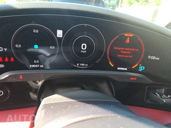 2022 Porsche Taycan GTS – miniatura 12