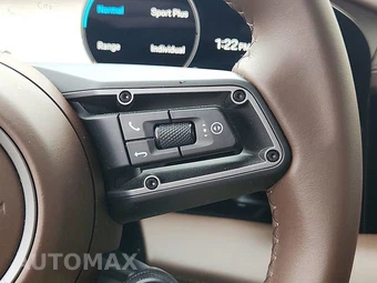2022 Porsche Taycan Turbo S - miniatura 23