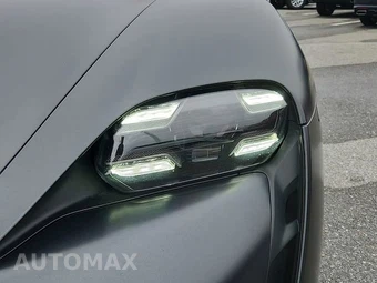 2022 Porsche Taycan Turbo S - miniatura 9