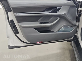 2022 Porsche Taycan Turbo - miniatura 9