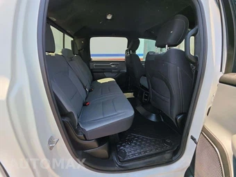 2022 Ram 1500 Big Horn Crew Cab Medium Bed - miniatura 16