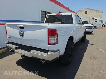 2022 Ram 1500 Big Horn Crew Cab Medium Bed - miniatura 3