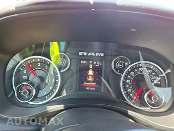 2022 Ram 1500 Big Horn Crew Cab Medium Bed - miniatura 9