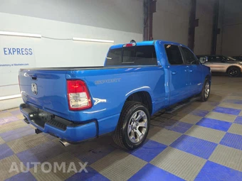 2022 Ram 1500 Big Horn Crew Cab Medium Bed - miniatura 3